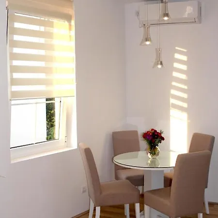 Div 1 Apartment Dusanovac